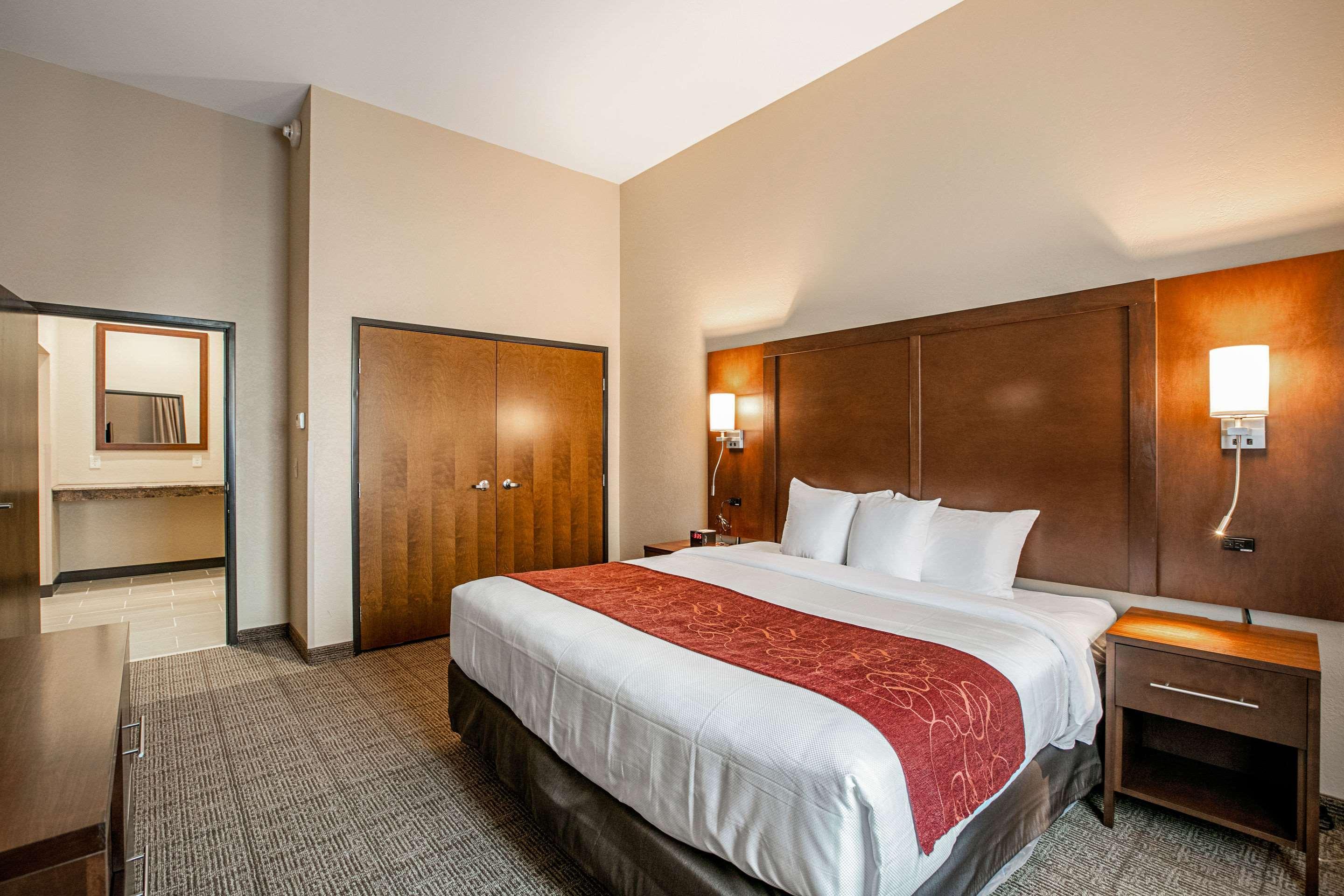 Comfort Suites Fishkill Near Interstate 84 Екстер'єр фото